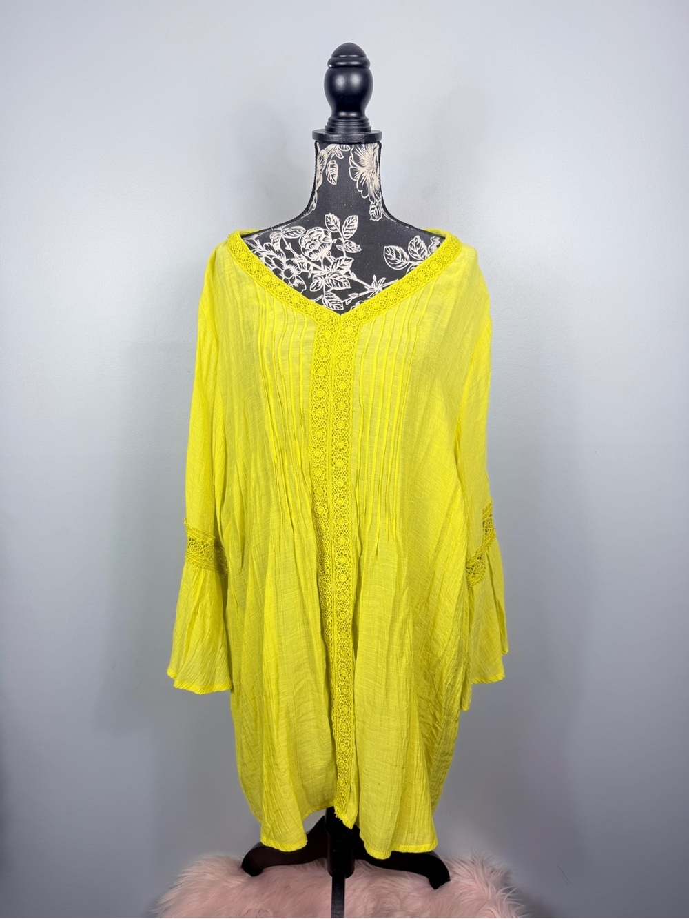 Avenue bright neon yellow quarter bell sleeve crochet boho tunic top size 2X